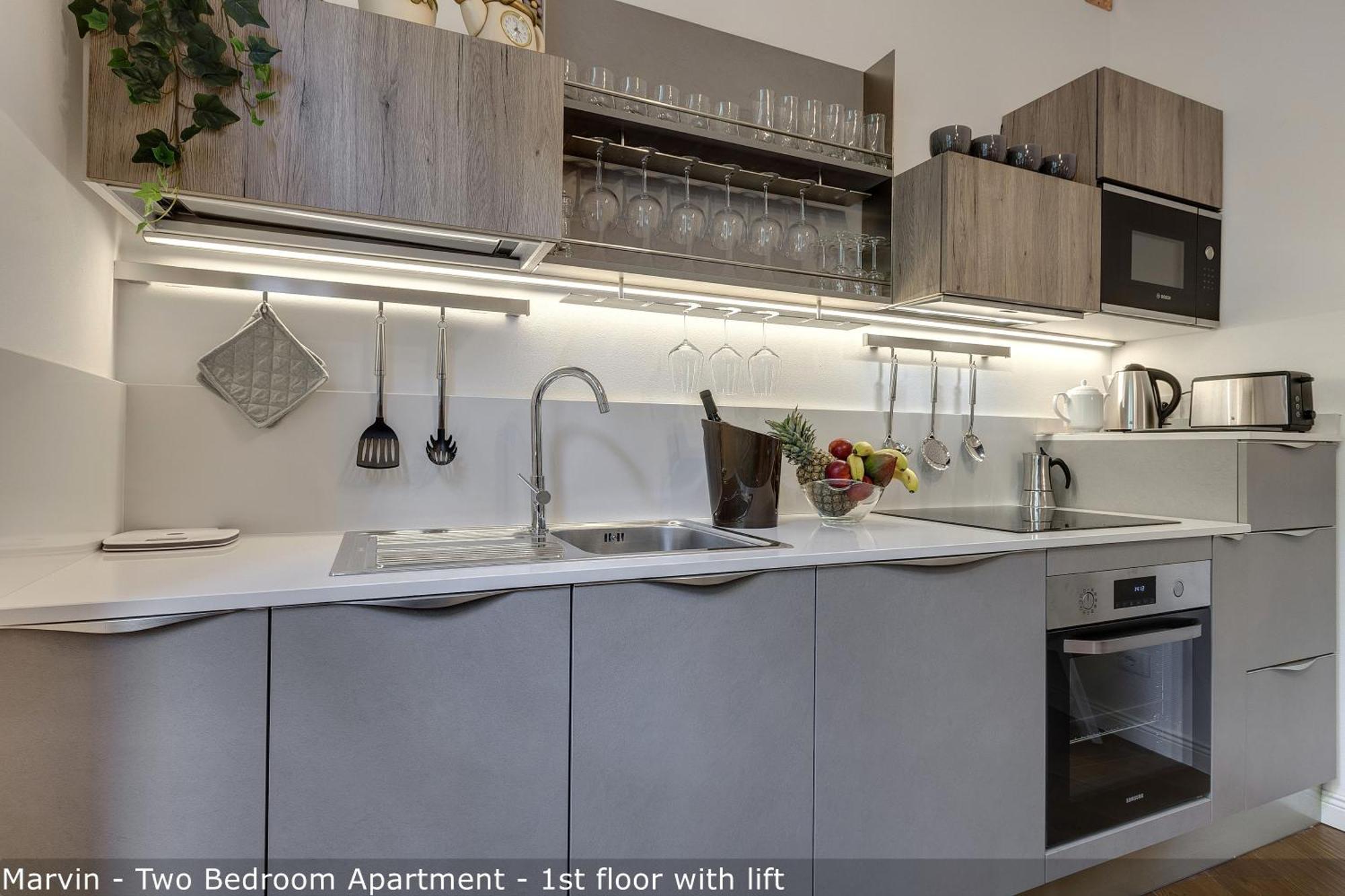 Bonnie - Clyde - Marvin Apartments By Mamo Florence Luaran gambar